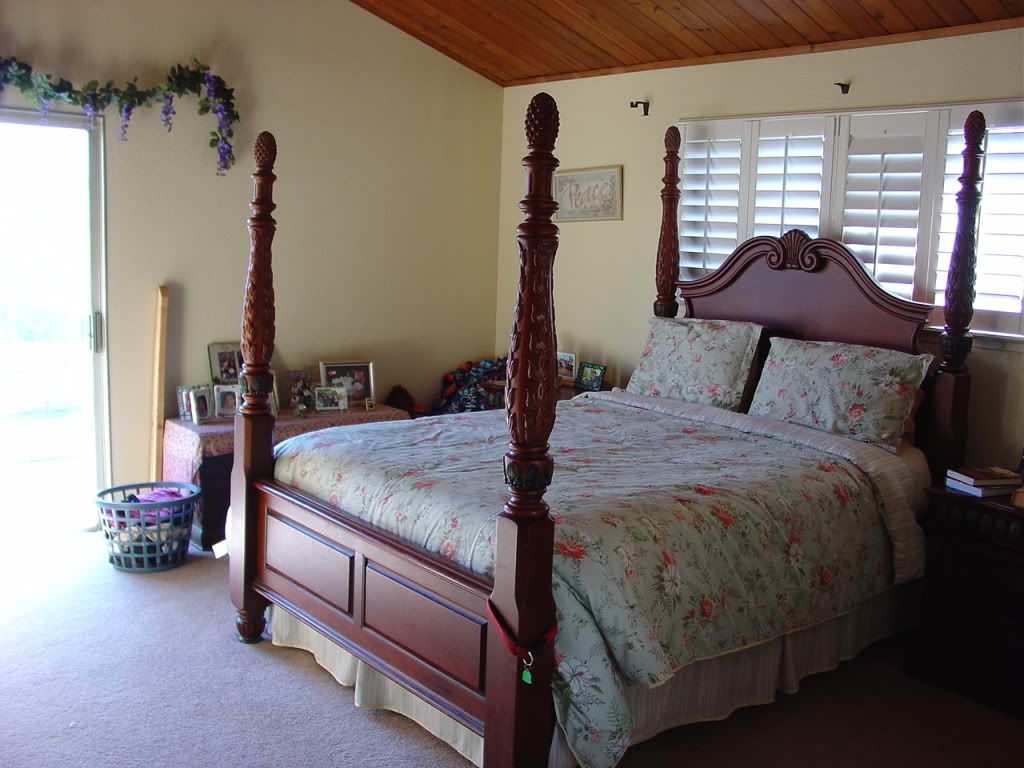 Stockton CA Home With Pool