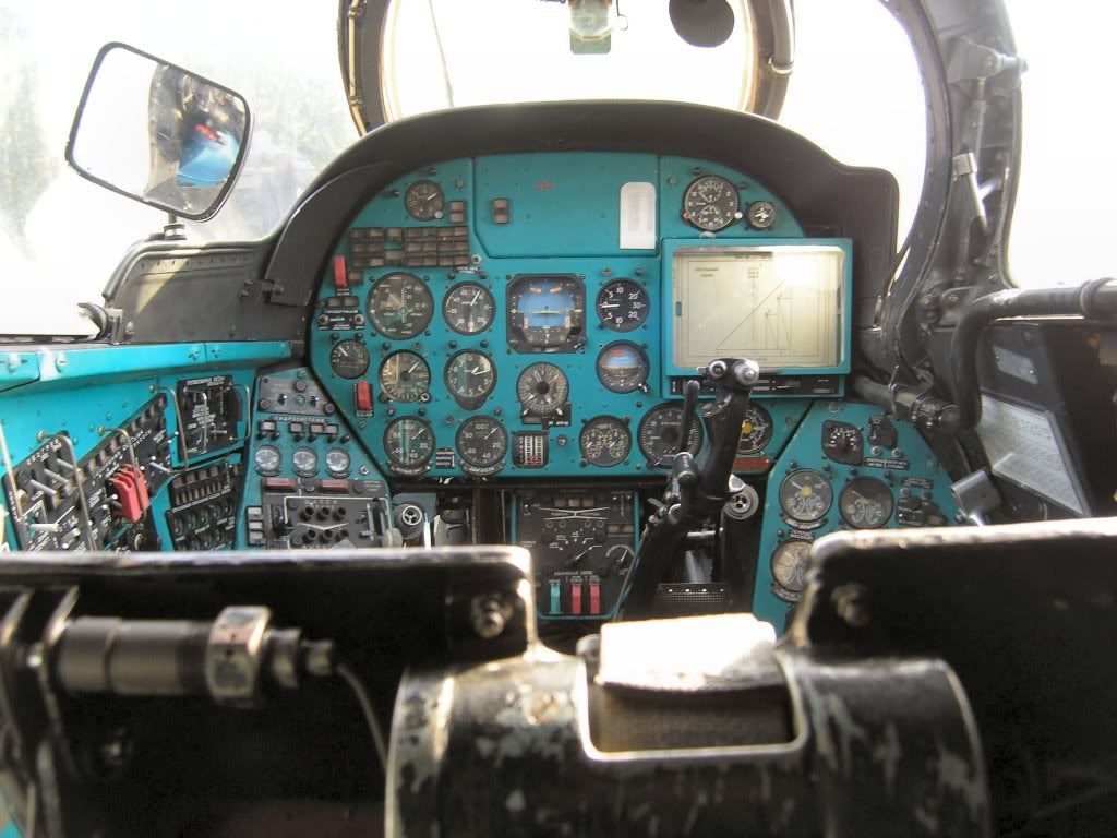 MiL 24 Cockpit colour
