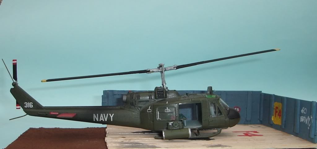 Italeri 1/72 UH1c