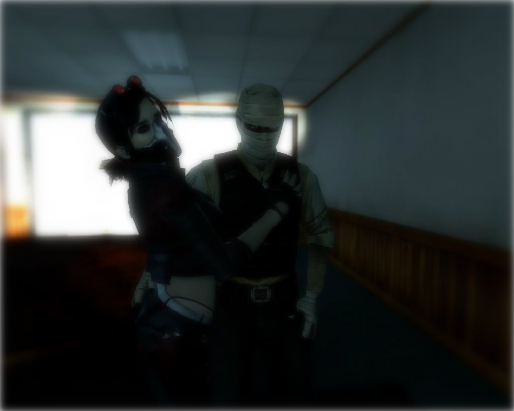 I am Back + More Images x4.