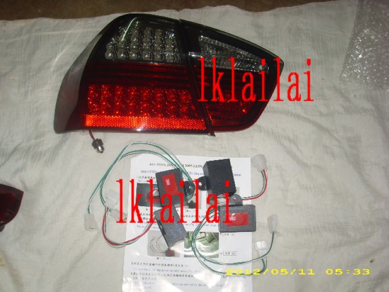 DEPOBMWE9005TailLampCrystalLEDSmokeRed-2.jpg DEPO BMW E90 `05 Tail Lamp Crystal LED Smoke Red-3