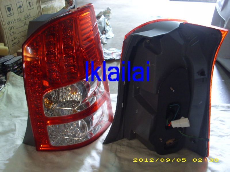TOYOTAWISH07RedClearCrystalLEDTailLamp-5.jpg TOYOTA WISH '07 Red Clear Crystal LED Tail Lamp-5